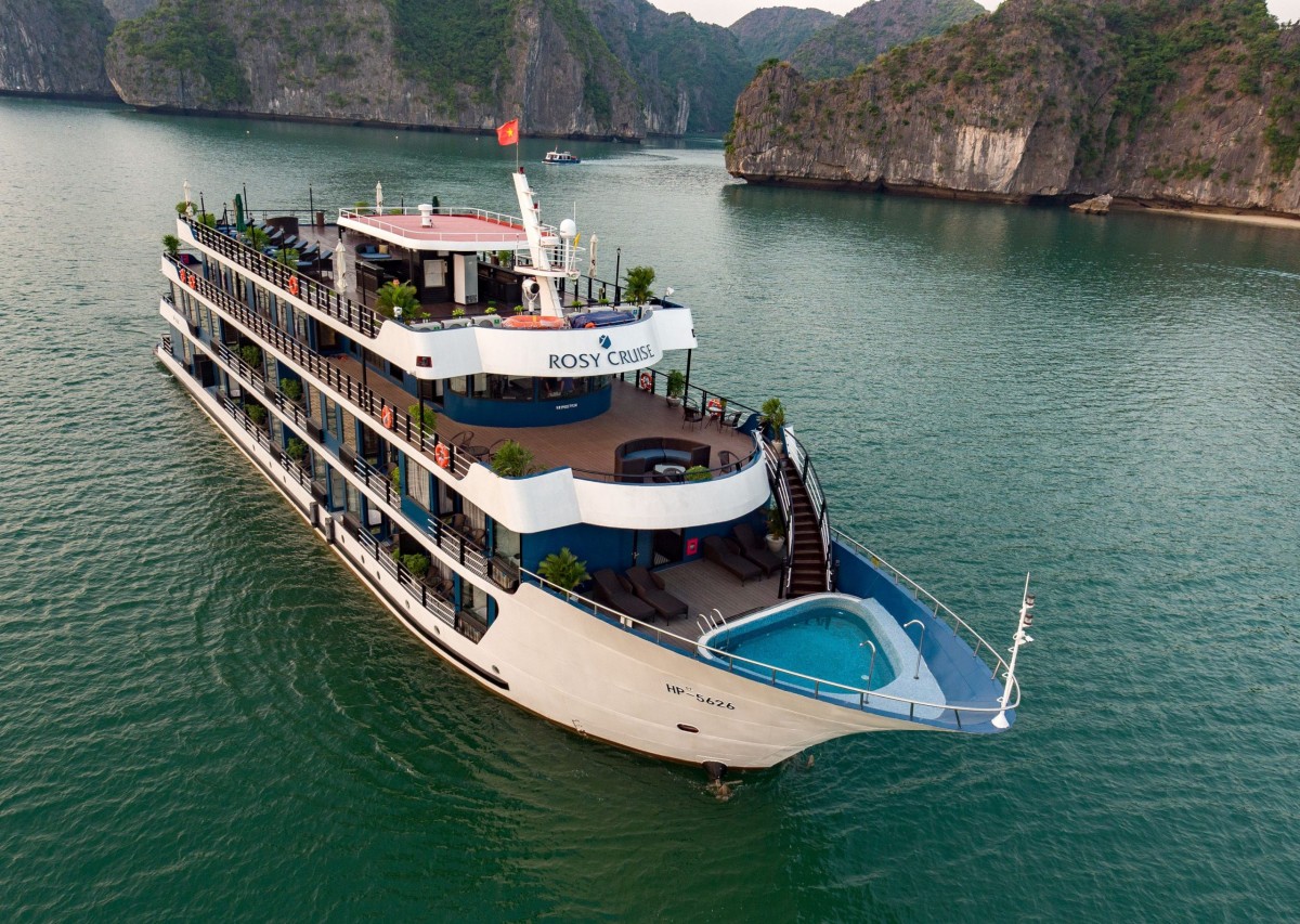 ROSY CRUISE 2 DAYS 1 NIGHT