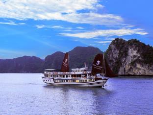 Viola cruise  3 days 2 nights  ( 2 nights on the boat )