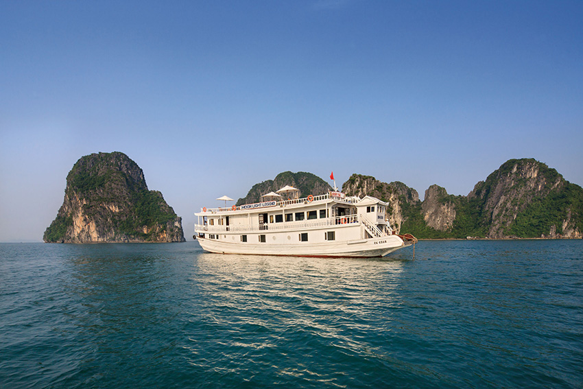MoonLight  cruise 3 days 2 nights ( 2 nights on the boat )
