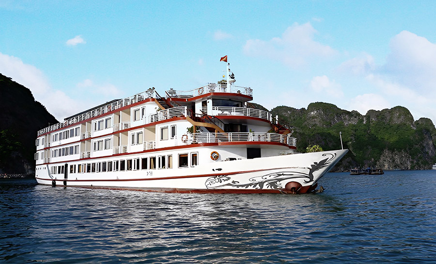 Crown Legend Cruises